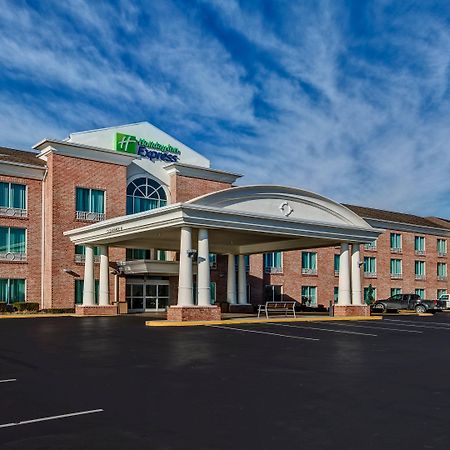 Holiday Inn Express Hotel & Suites London By Ihg Exterior foto