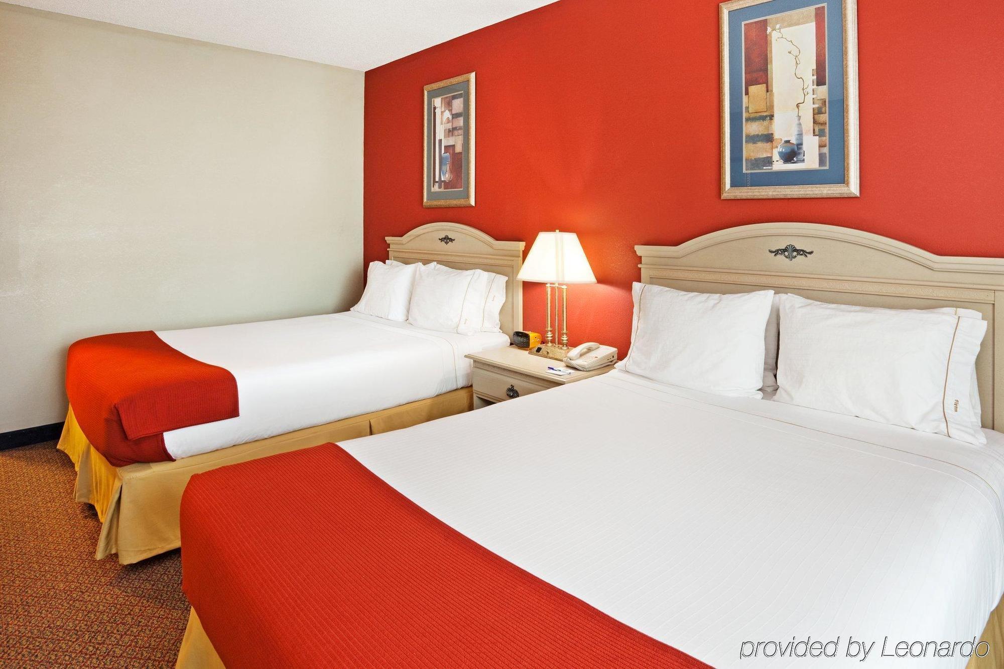 Holiday Inn Express Hotel & Suites London By Ihg Quarto foto